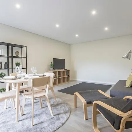2br Flat W/ Ac & Great Views By Lovelystay * Vila Nova de Gaia